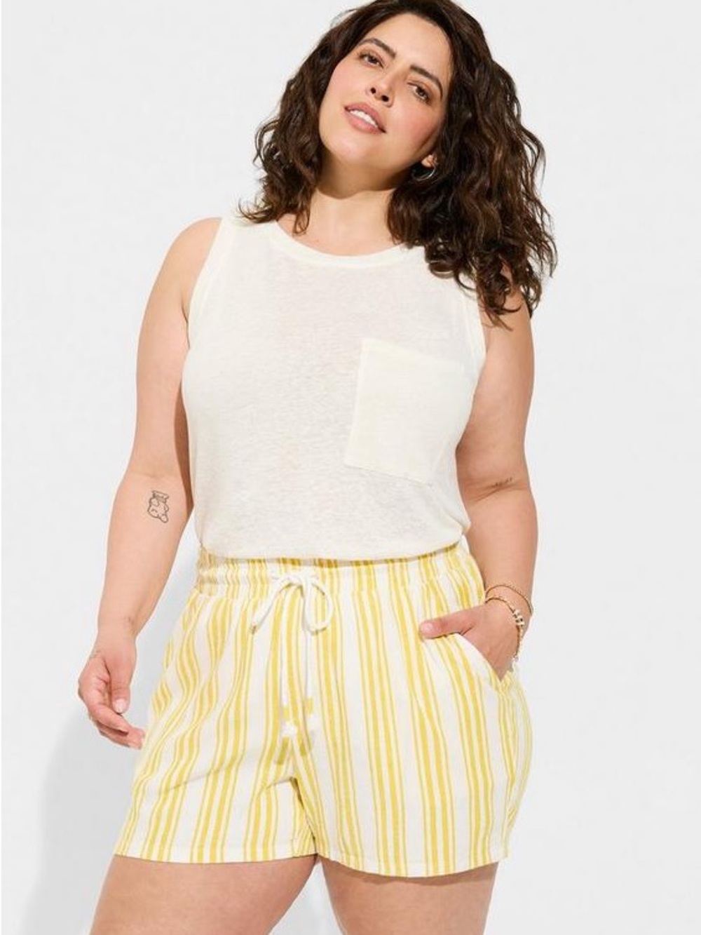 5 Inch Pull-On Stretch Linen Mid-Rise Short